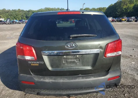 2012 Kia Sorento Base z USA, uszkodzony, nr VIN 5XYKT3A10CG190177